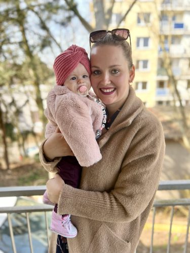 STELLINKA NA VYŠETŘENÍ U OČNÍ TERAPEUTKY SZENDREI (20. 3.)