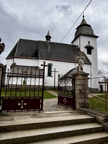 VELIKONOČNÍ VÝLET - ČÍHOŠŤ (1. 4.)