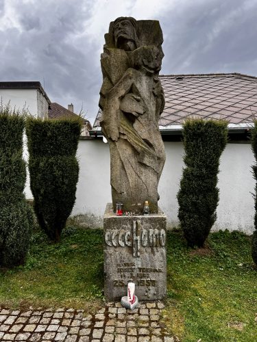 VELIKONOČNÍ VÝLET - ČÍHOŠŤ (1. 4.)