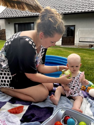 STELLINKA A JEJÍ PRVNÍ VČELÍ BODNUTÍ (15. 7.)