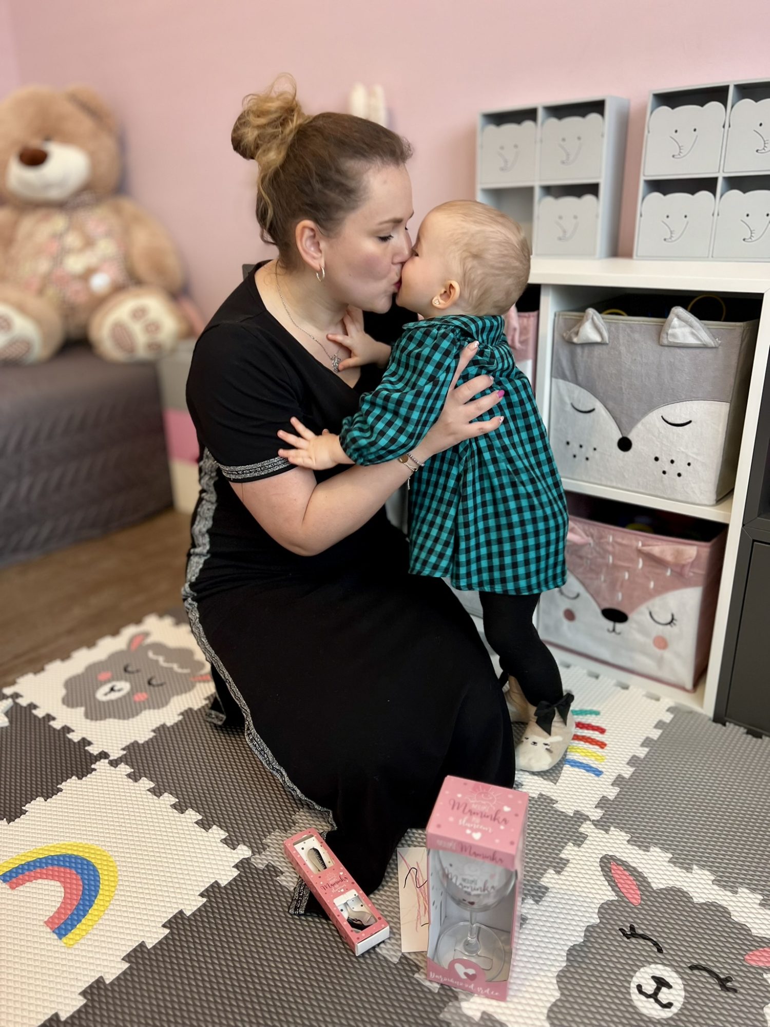 STELLINKA PŘEJE MAMINCE KE DNI MATEK (11. 5.)