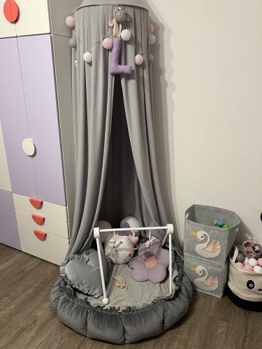 NOVÝ HRACÍ KOUTEK PRO LILIANKU (8. 5.)