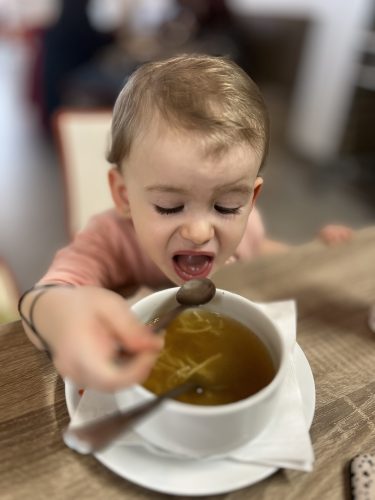 STELLINKA PAPÁ POLÉVKU V BISTRU NA SELSKÉ (25. 1.)