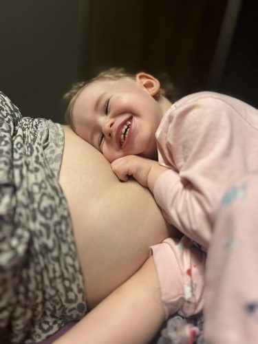 STELLINKA ZPÍVÁ UKOLÉBAVKU LILIANCE (9. 2.)