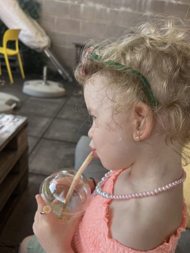ODPOLEDNÍ PROCHÁZKA DO KAVÁRNY KAFÉ BROD (16. 8.)